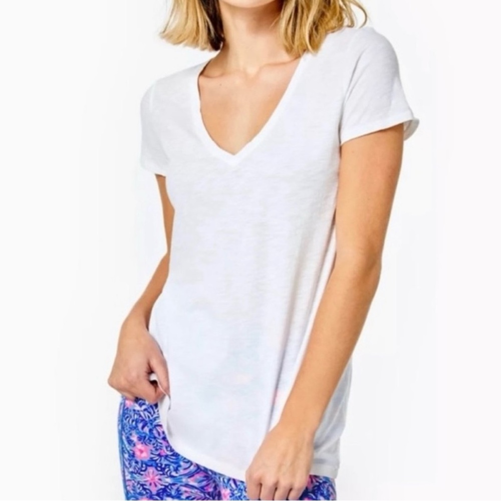 Lilly Pulitzer Etta Resort White V- Neck Tee
